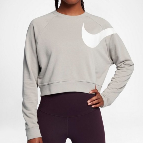 nike versa sweatshirt